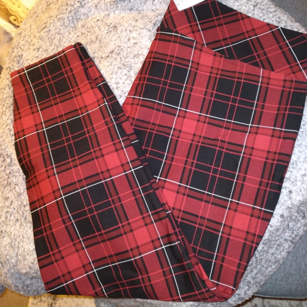 2 for $50 Awesome Plaid Torrid leggings